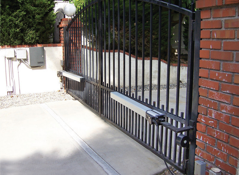 residential chainlink fence