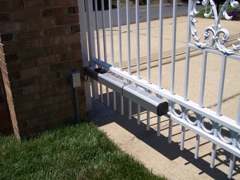 residential chainlink fence