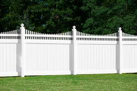 vinyl fence commercial chainlink fence